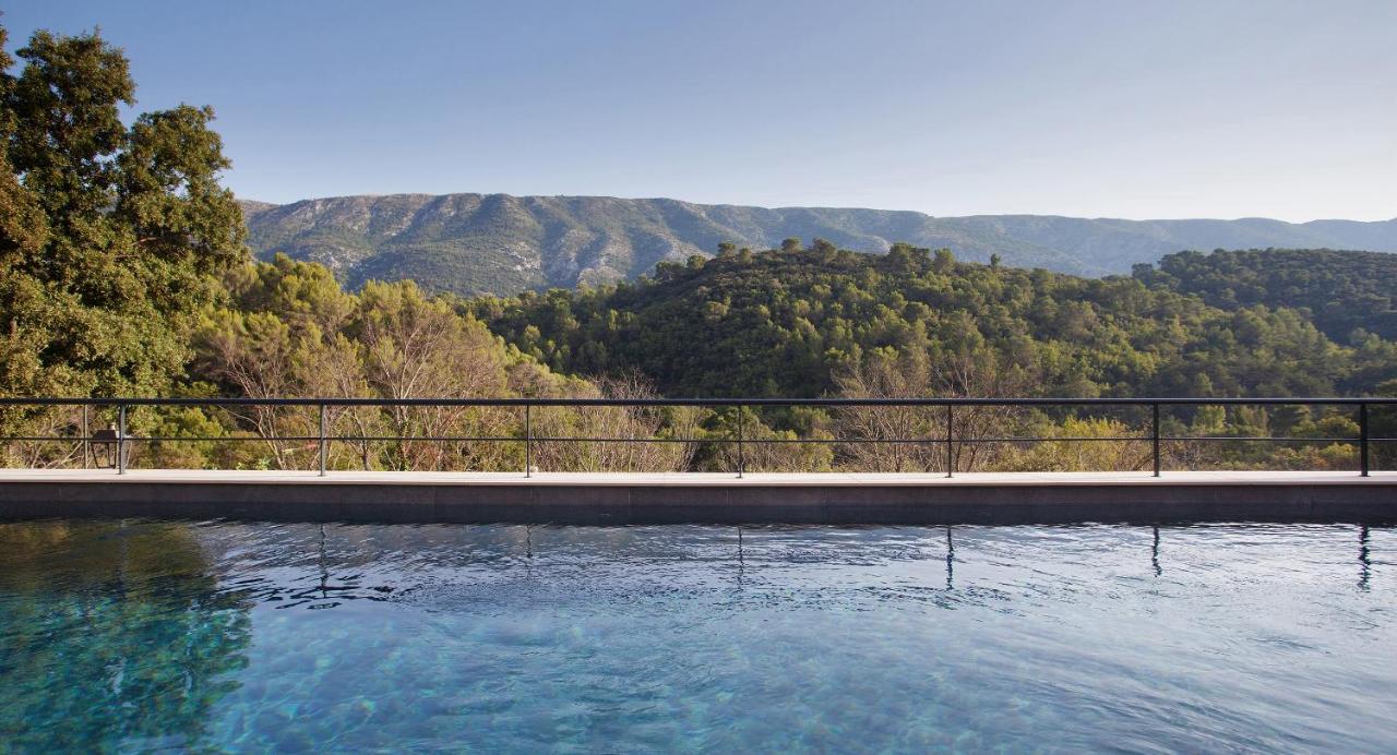 Hotel Sainte Victoire Vauvenargues Екстериор снимка