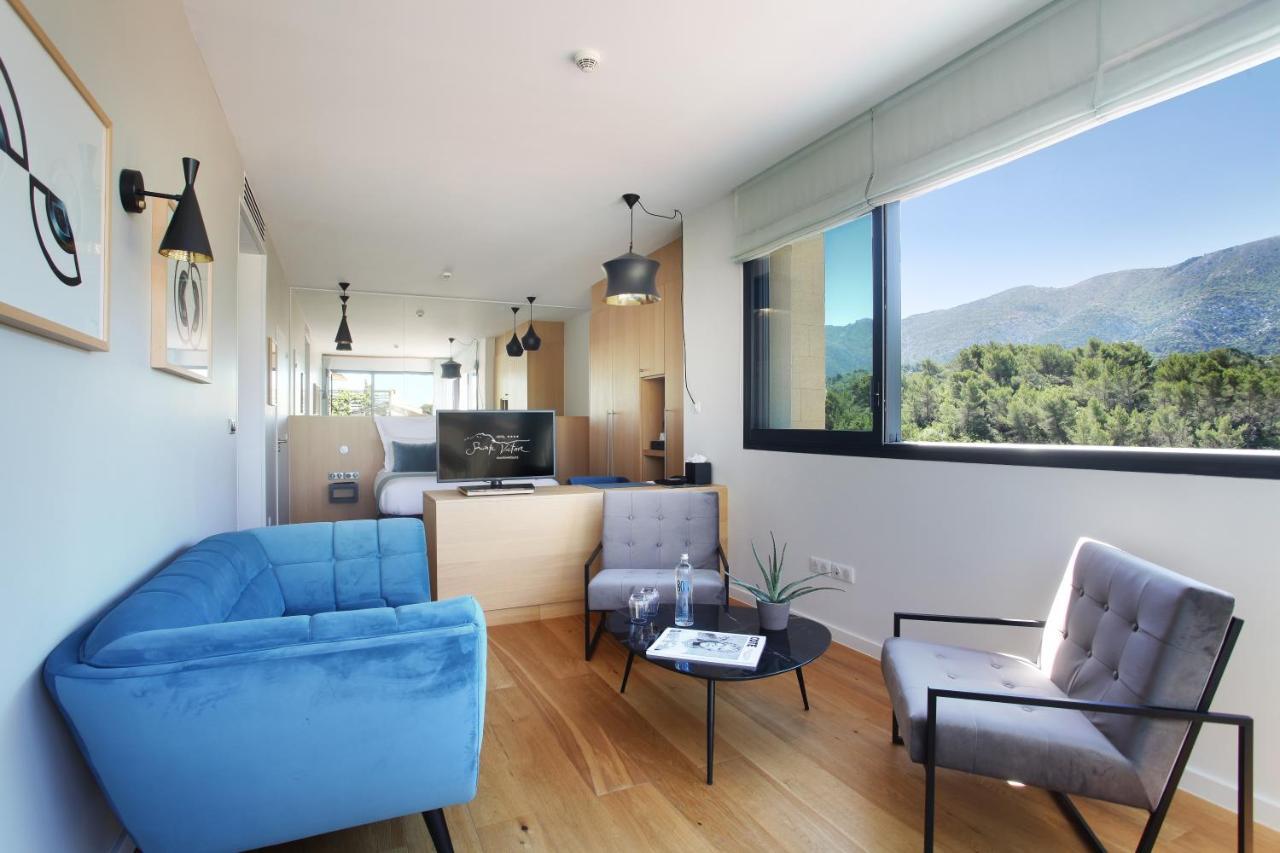 Hotel Sainte Victoire Vauvenargues Екстериор снимка