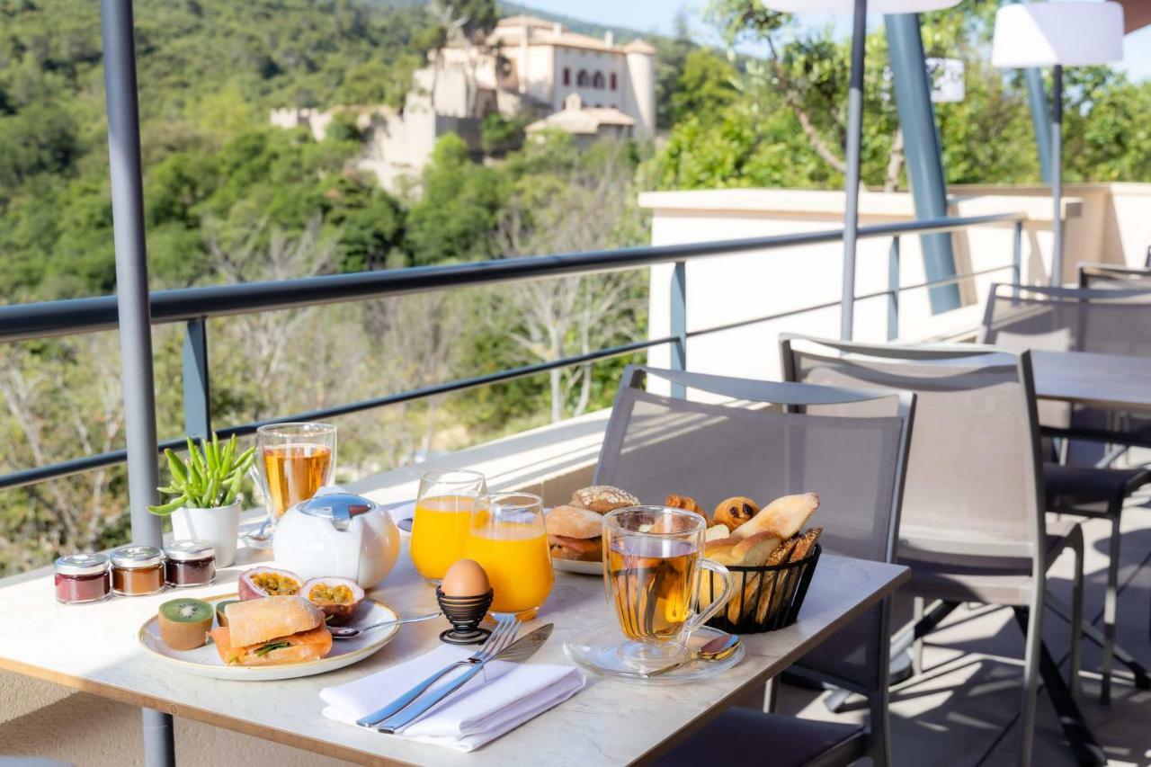 Hotel Sainte Victoire Vauvenargues Екстериор снимка